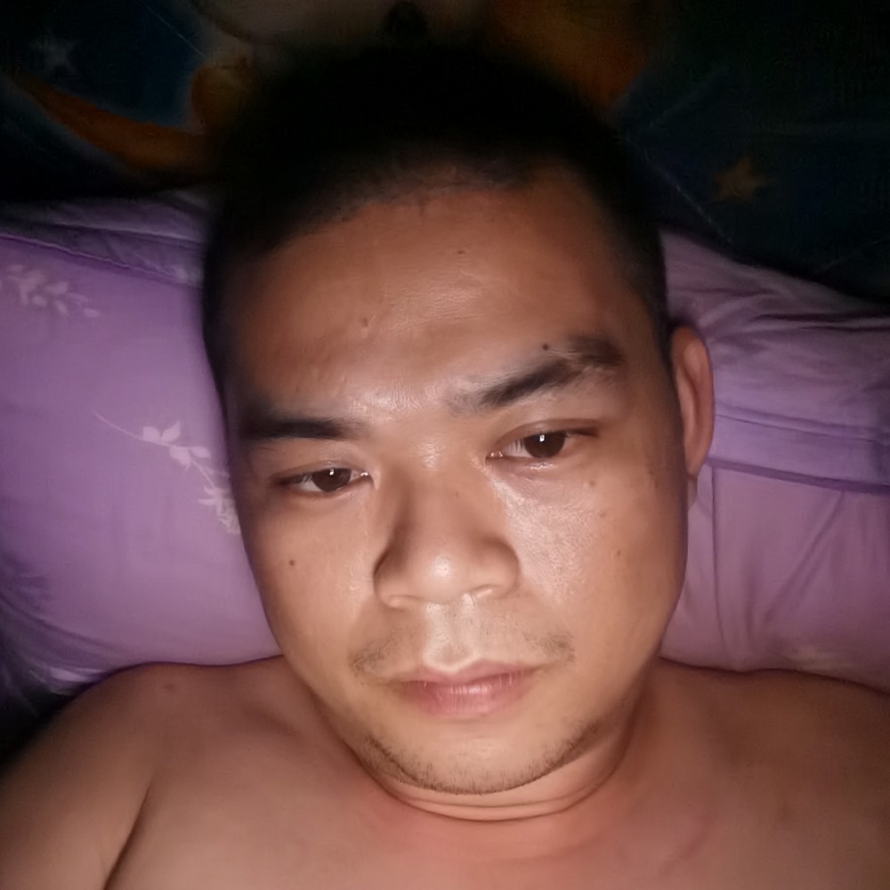 小刺猬回首醉熏的照片