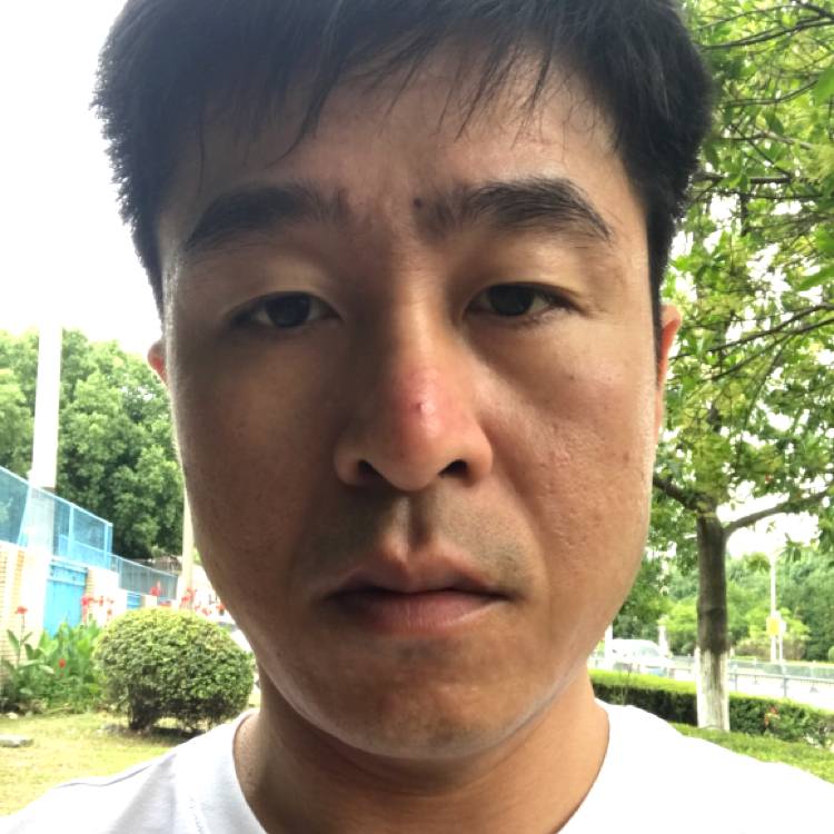 鸵鸟等待开放的照片