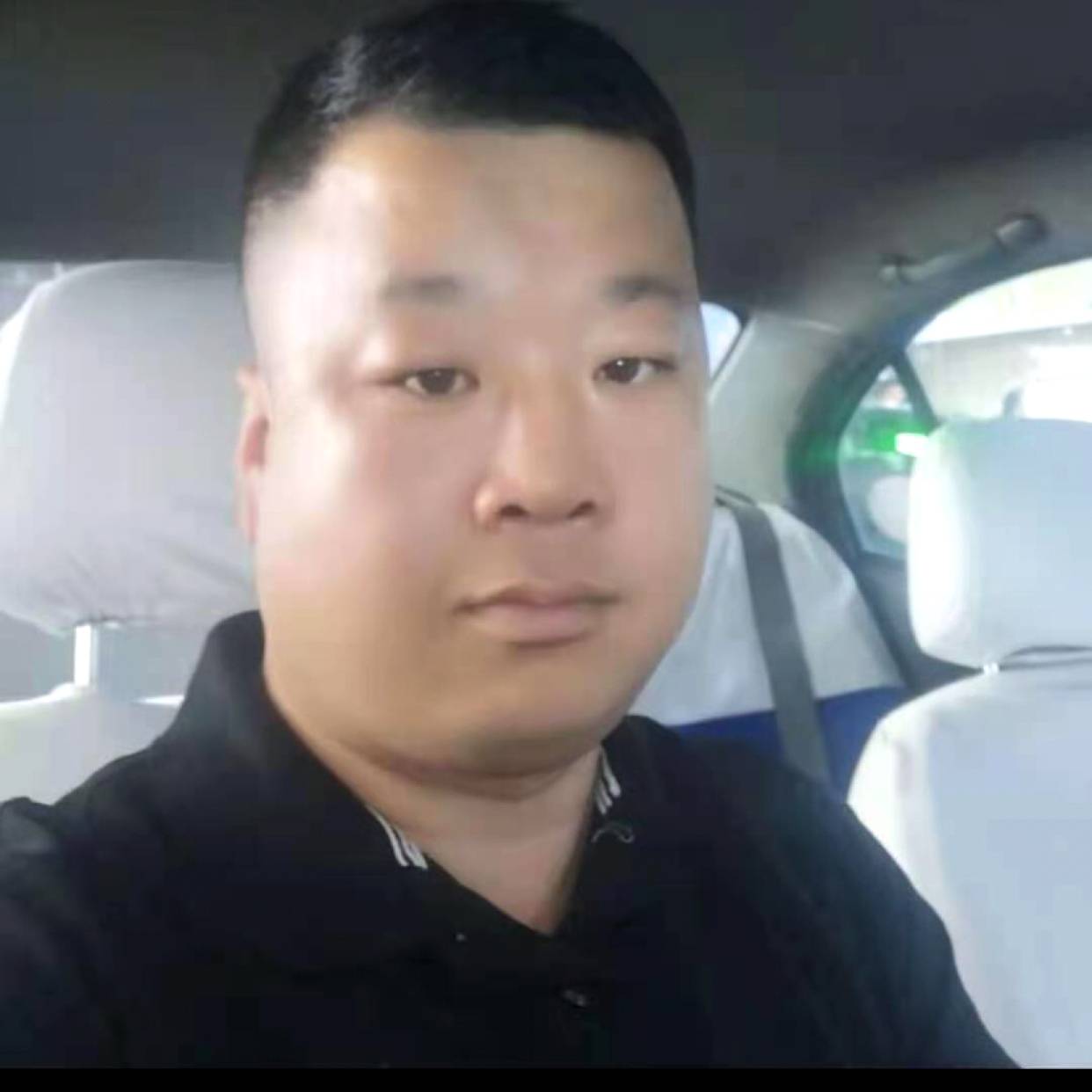 孤灵的照片