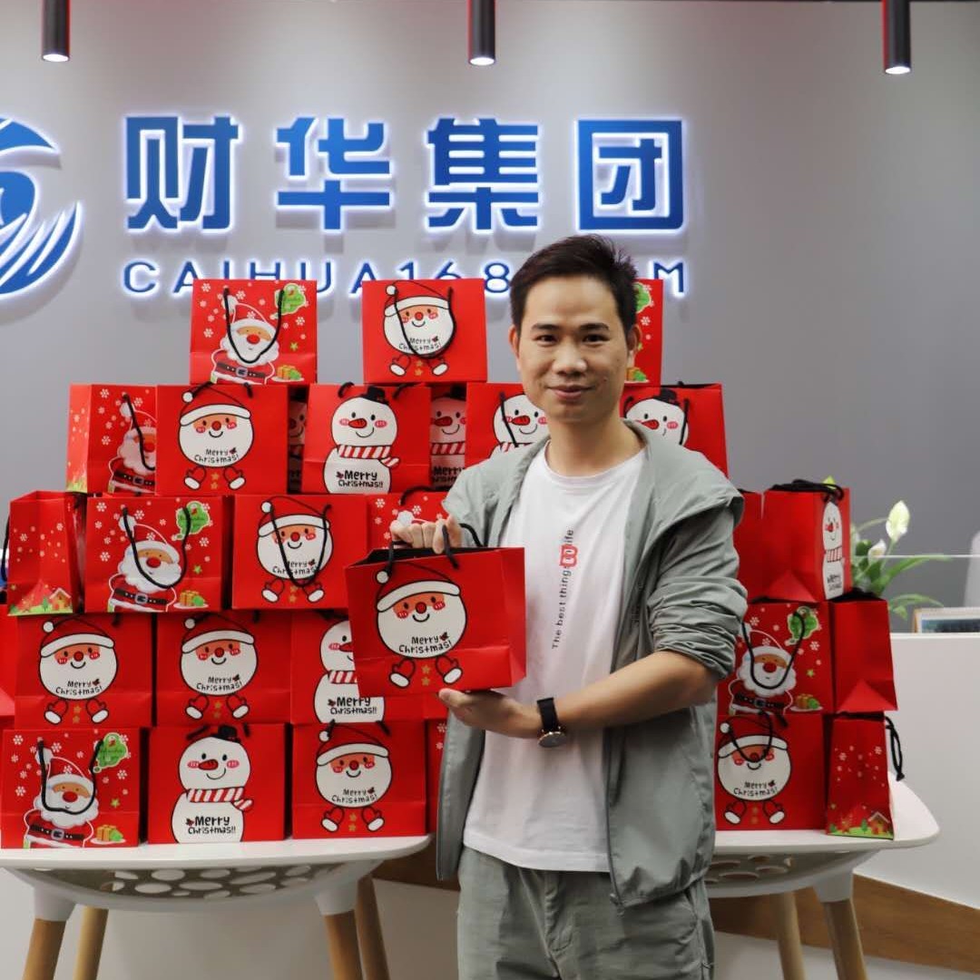 赖文进的照片