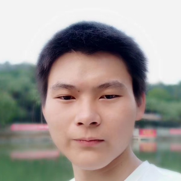 虞秋的照片