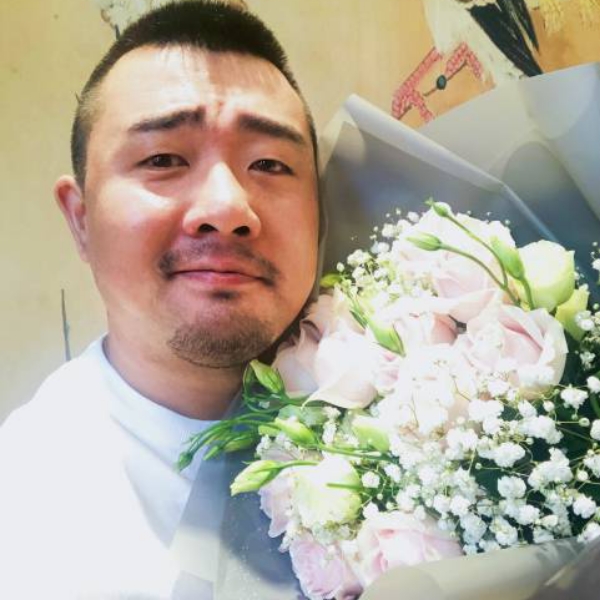 如梦那无限的照片