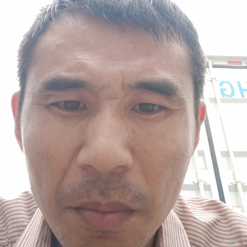 寂寞得男人的照片