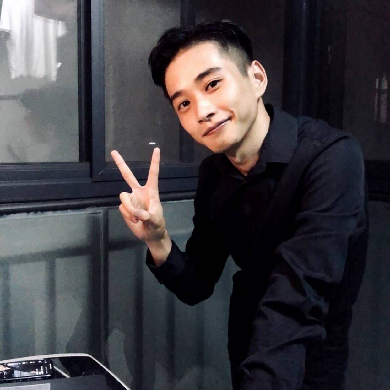 王琦的照片