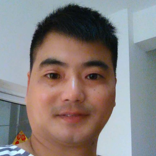活在当下男神的照片