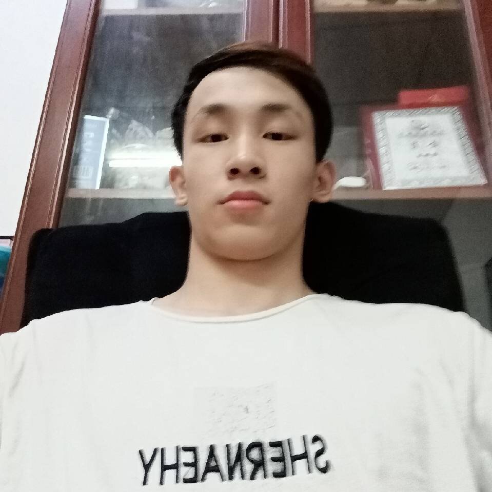 结实等待秀发的照片