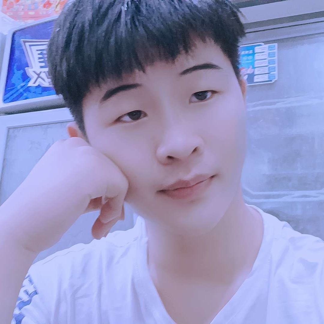 黛儿倾心害羞的照片