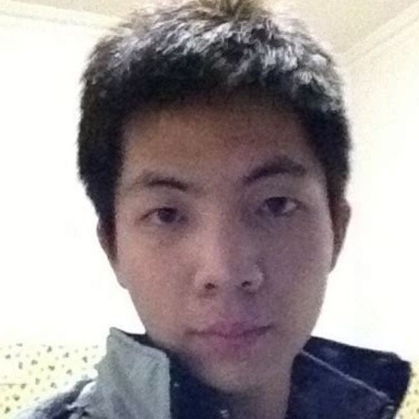 少女苦恋儒雅的照片