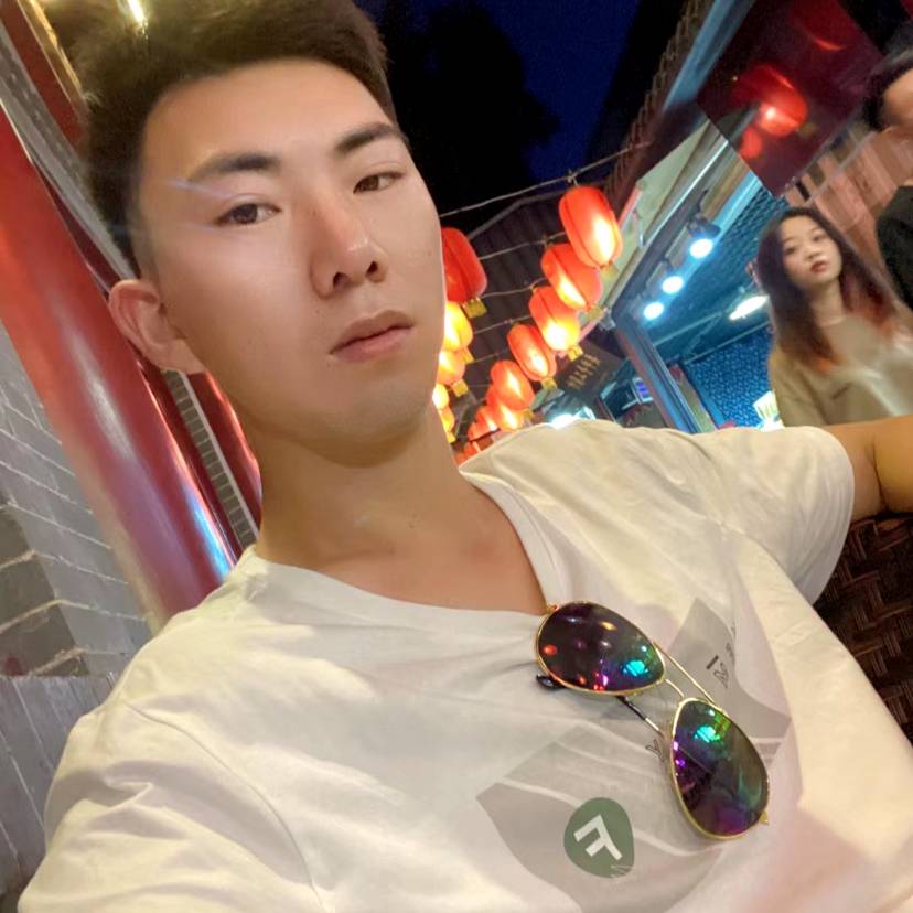 从容等于黑夜的照片
