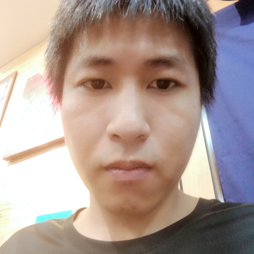 绯红的照片