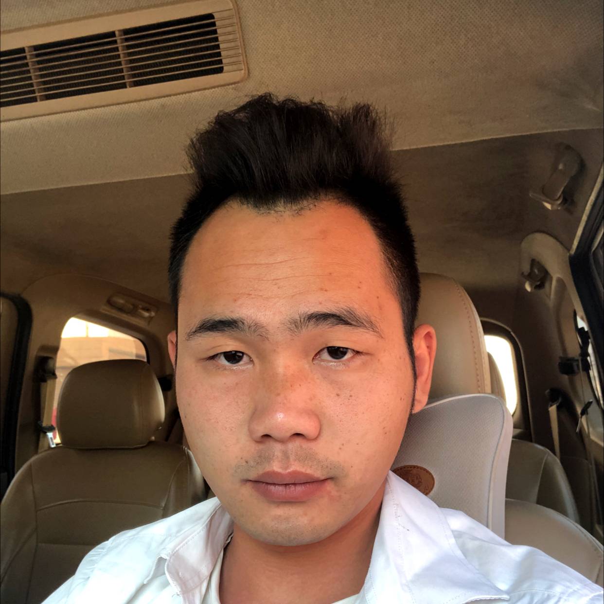 Amos I的照片