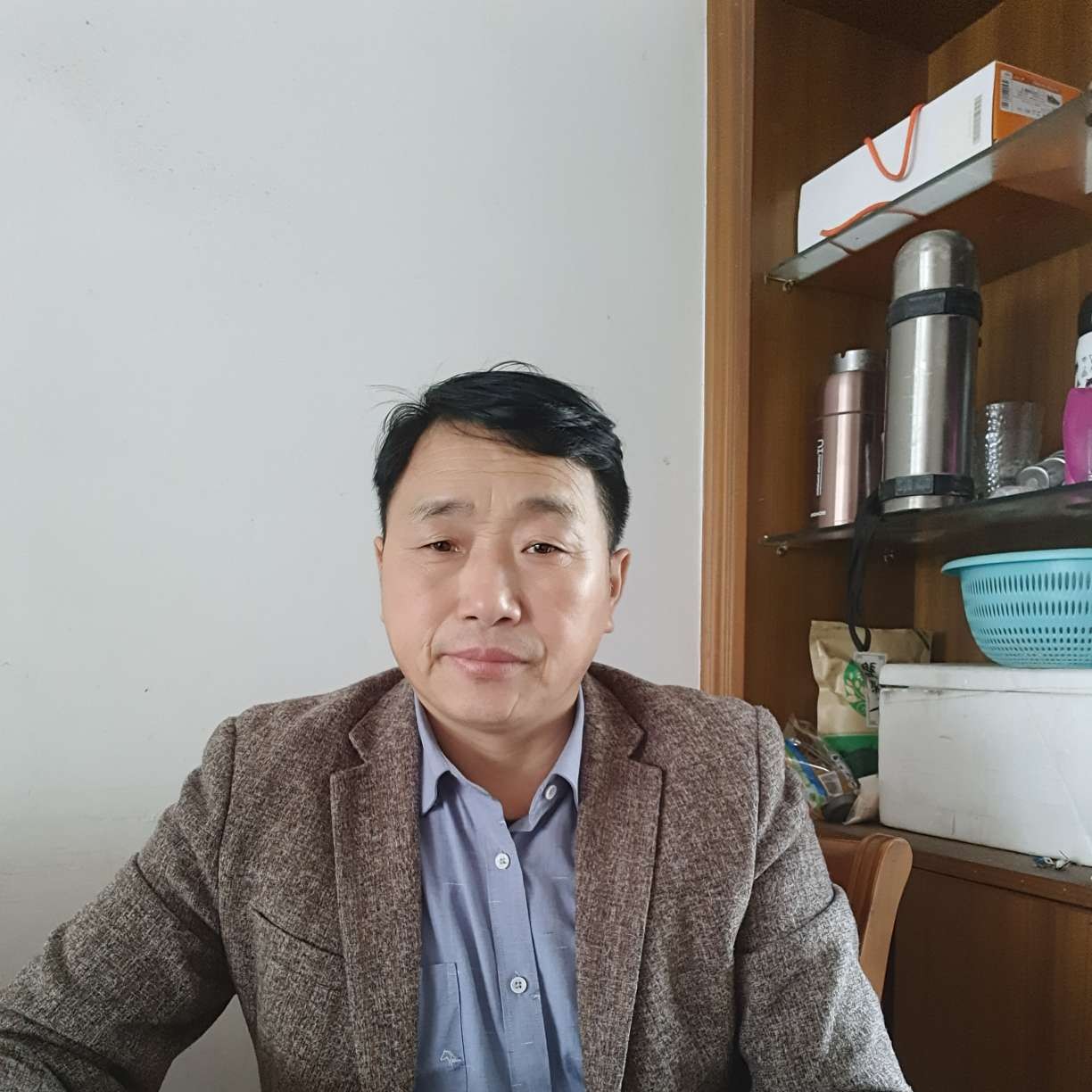 甜蜜挽手小蝴蝶的照片