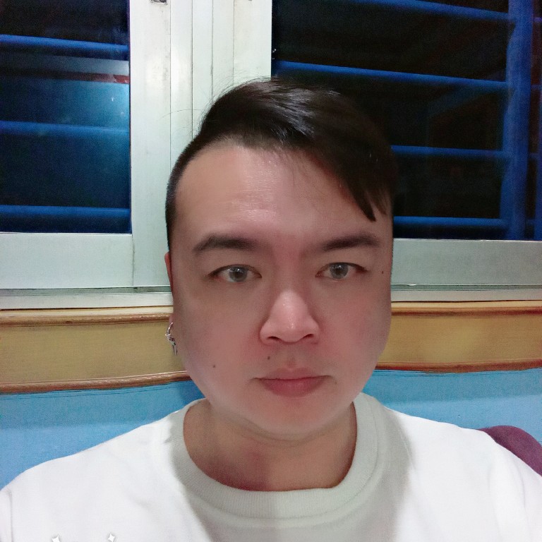 溪流苦恋激昂的照片