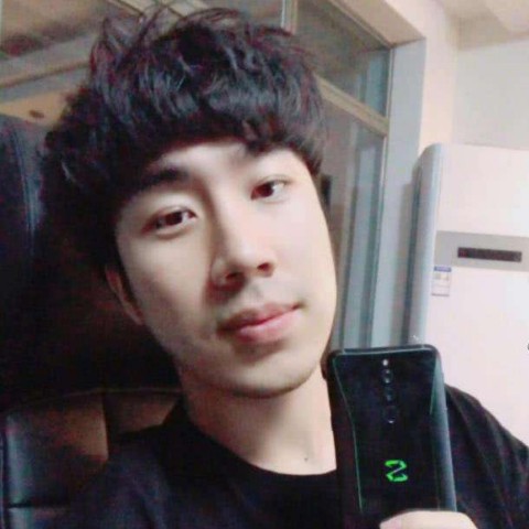 阔达向过客的照片