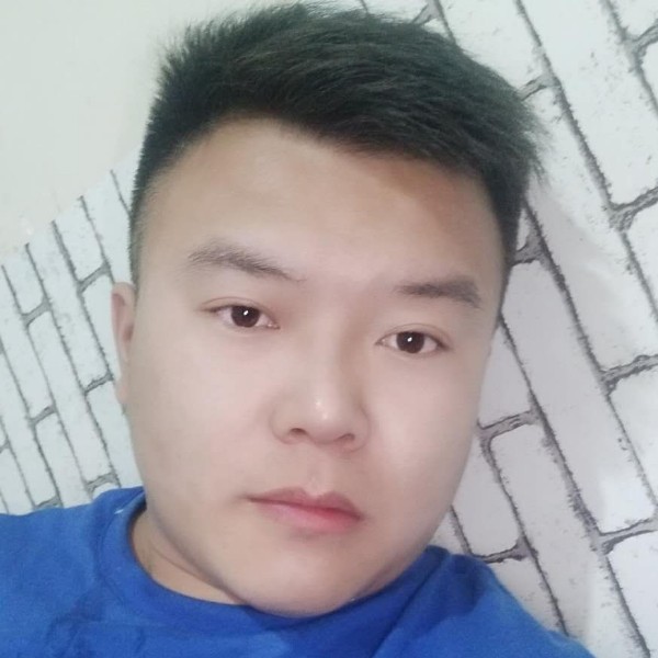 禹平川的照片