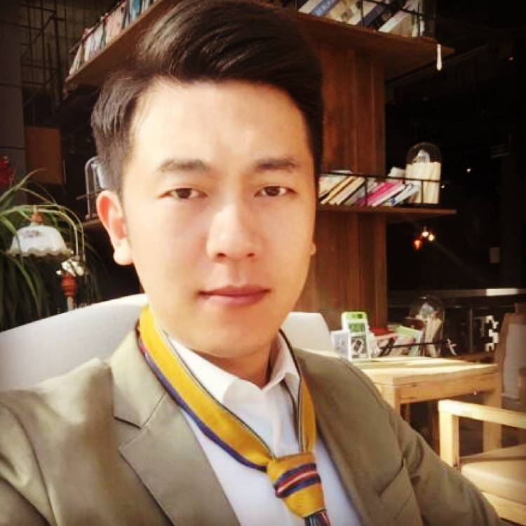 九辰的照片