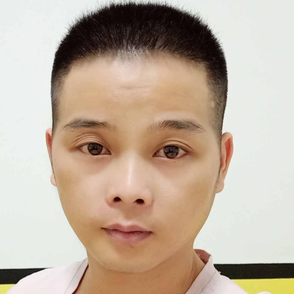 衬衫沉默的照片