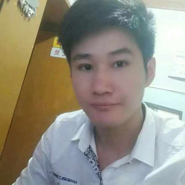 会游泳的鱼儿的照片