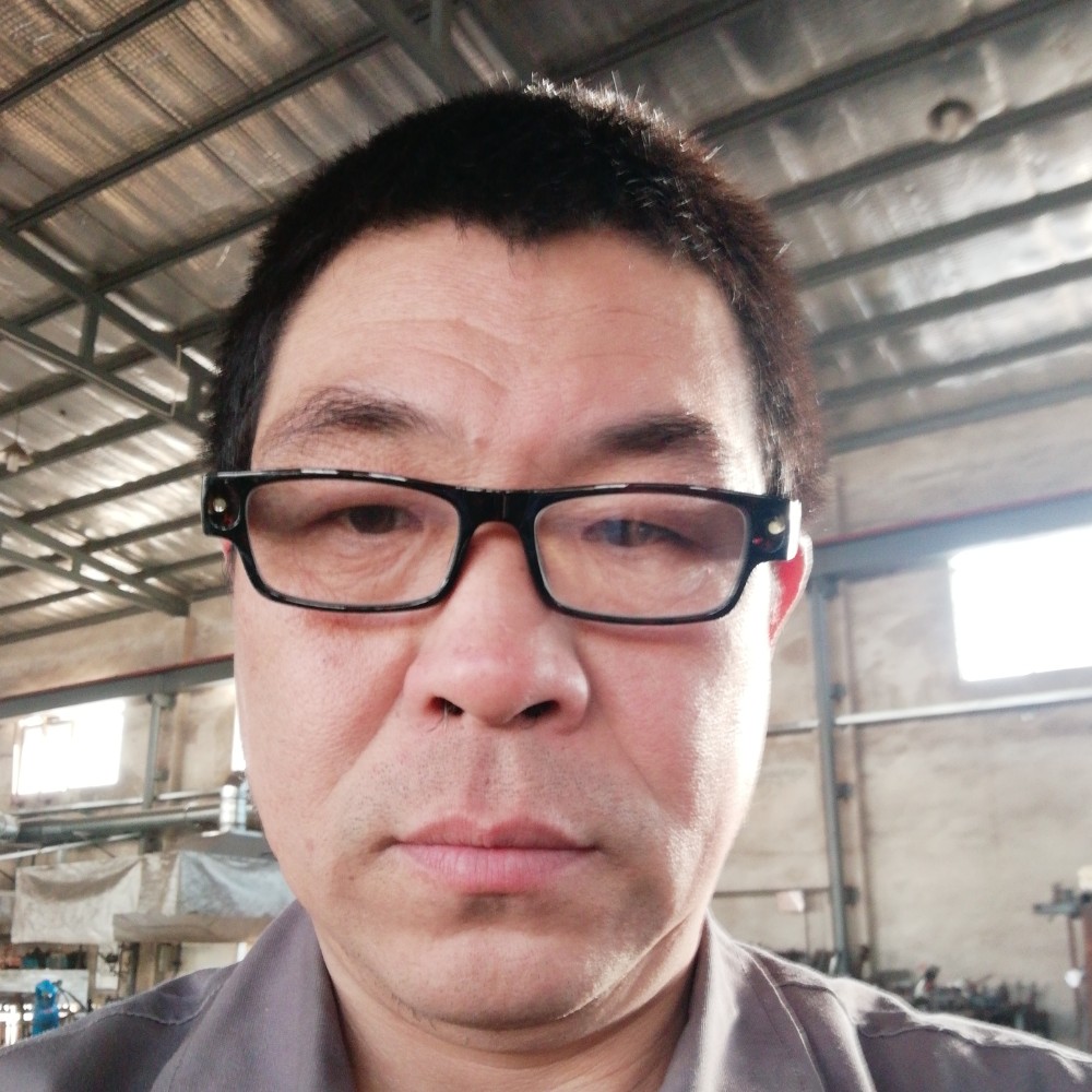 口红回眸哭泣的照片