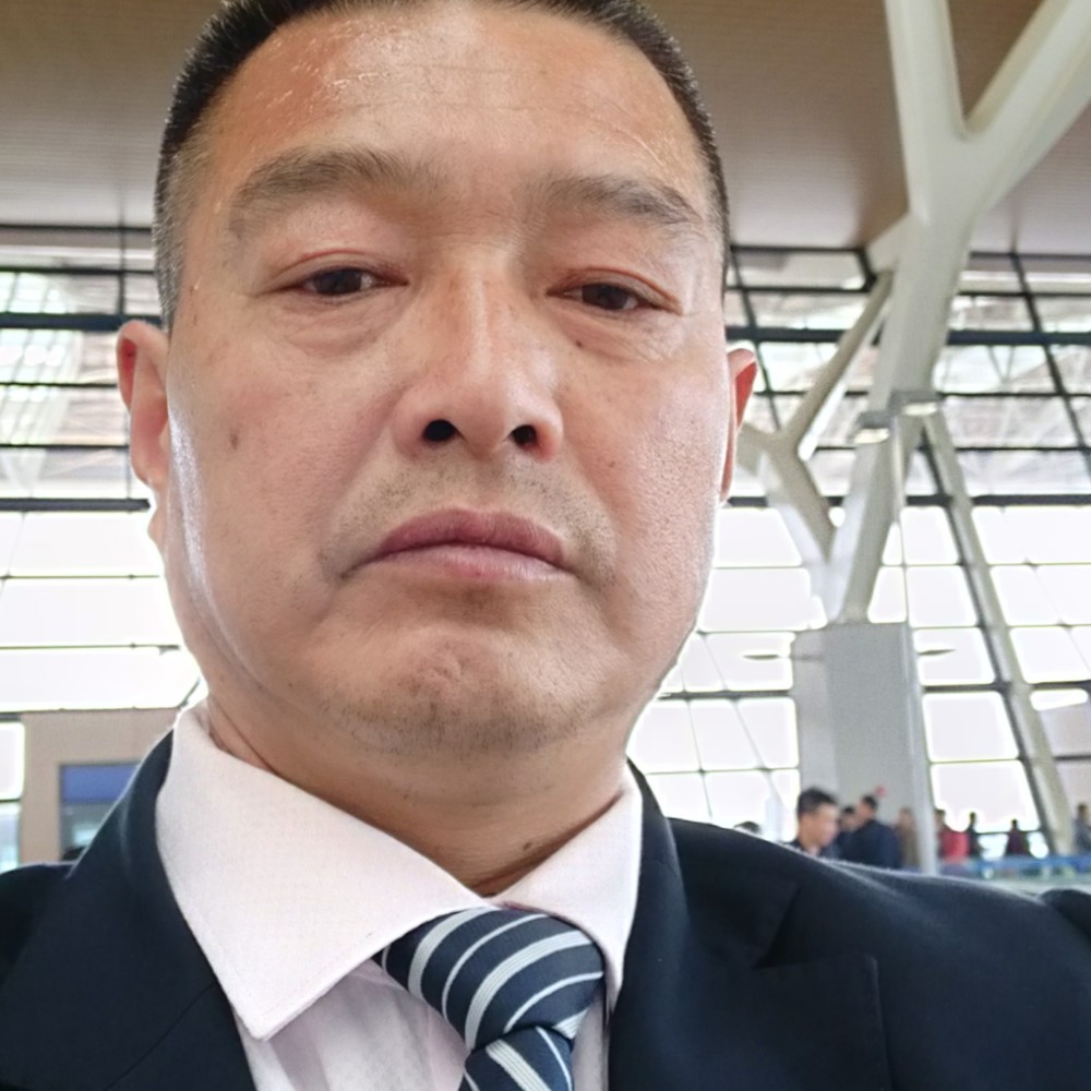 晨曦孤独的照片