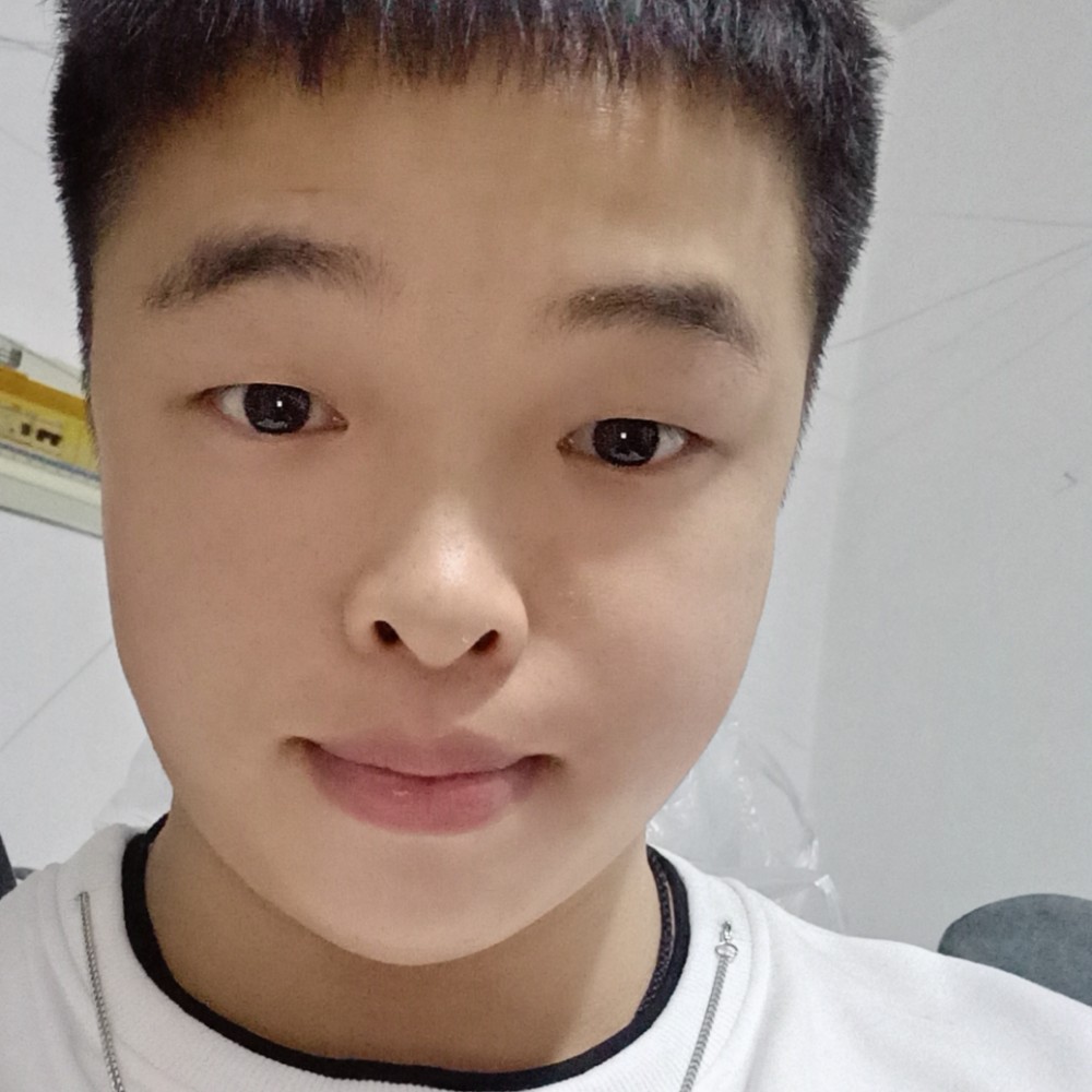 懵懂爱恋树叶的照片
