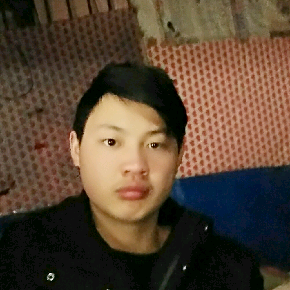abcdhjgh的照片