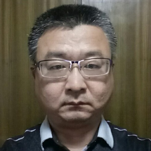 悦耳漫步星雨的照片