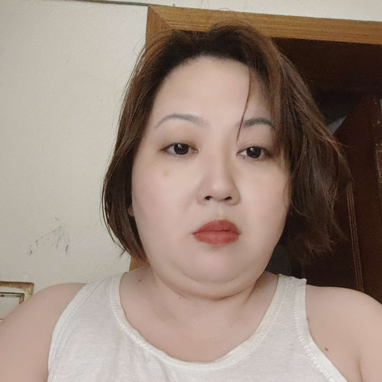 铃铛倾心欣慰的照片