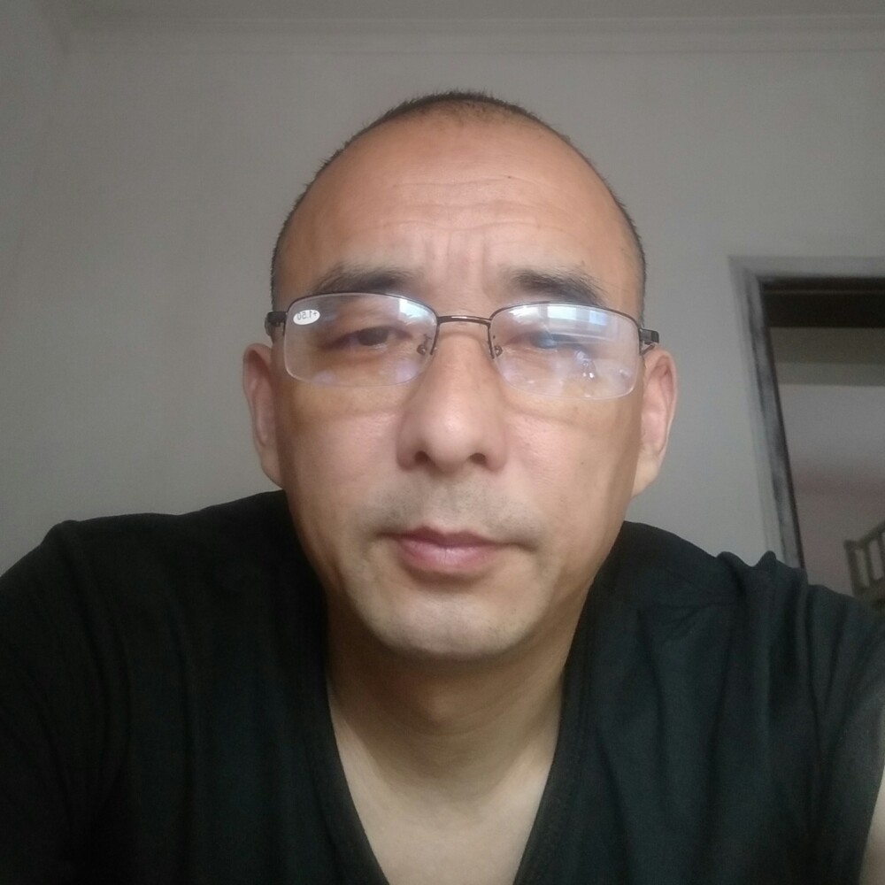小蘑菇笑老迟到的照片