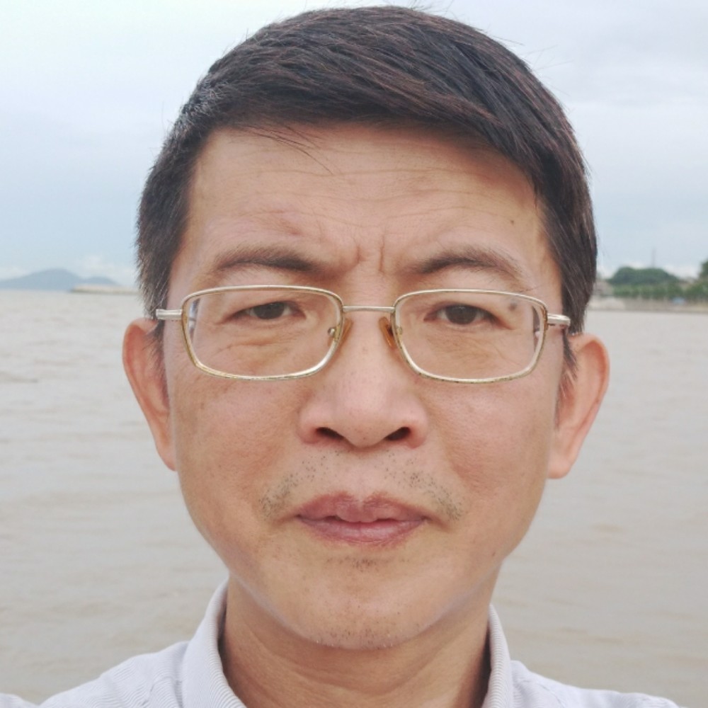 不默而生的照片