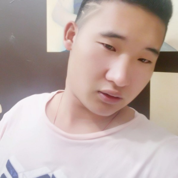 怕孤独发夹的照片