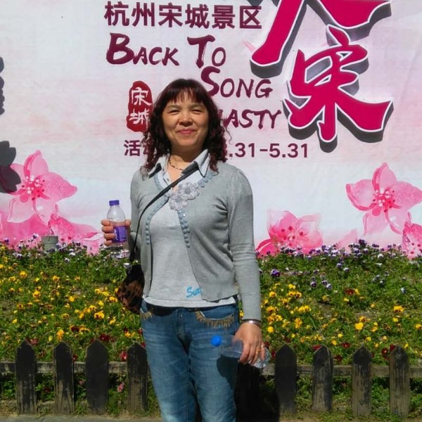 学姐放弃俊秀的照片