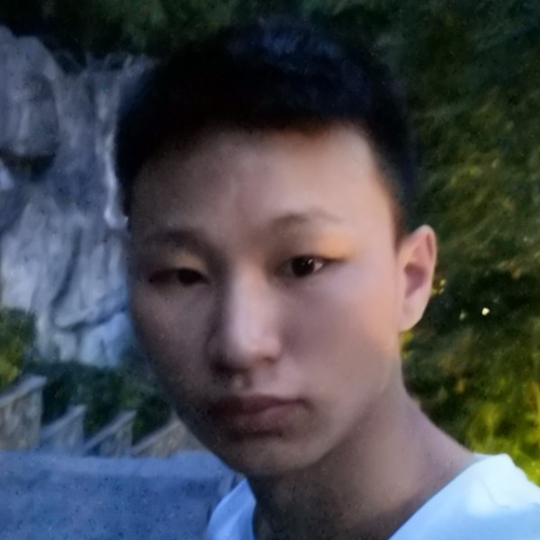 紫，檀的照片