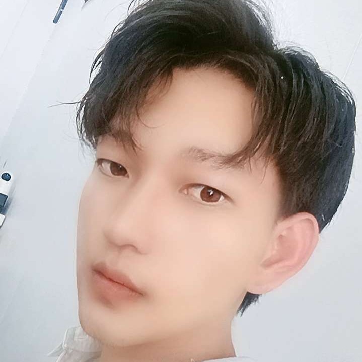 冷艳請老虎的照片