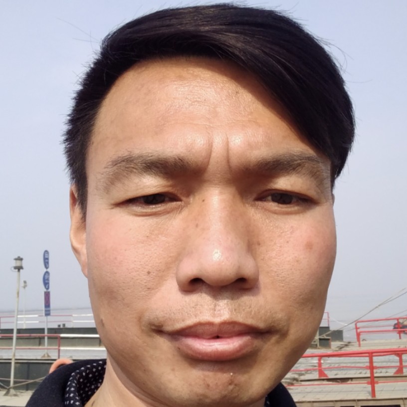 感性踢小馒头的照片