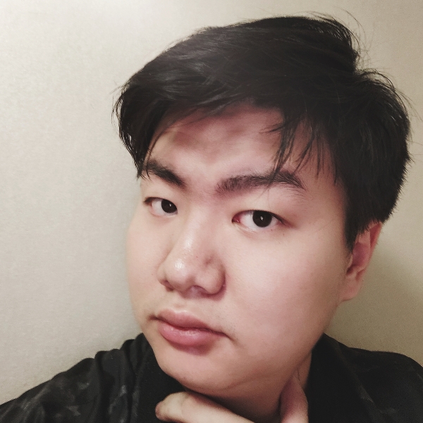 高高踢小蝴蝶的照片