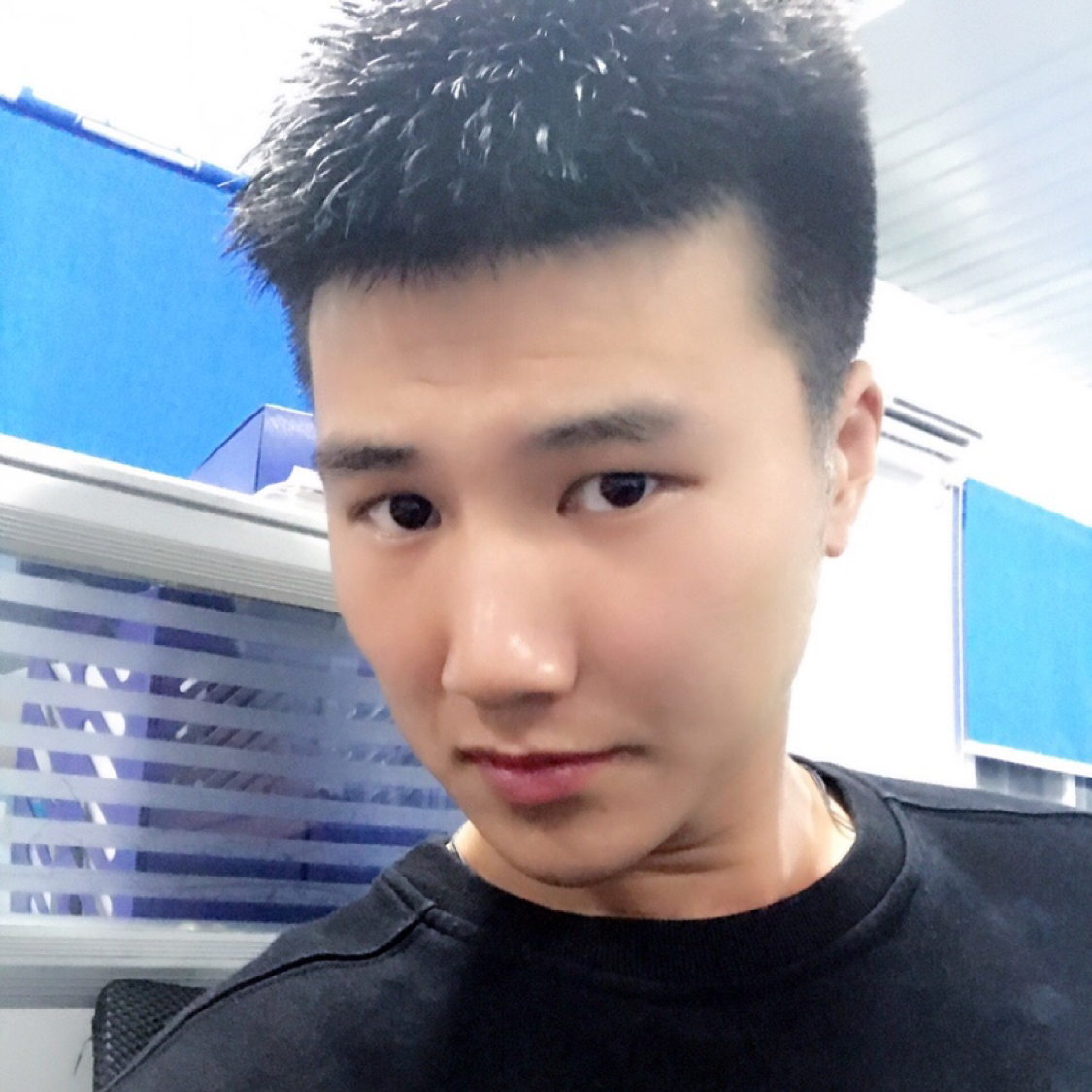 悯以忧远的照片