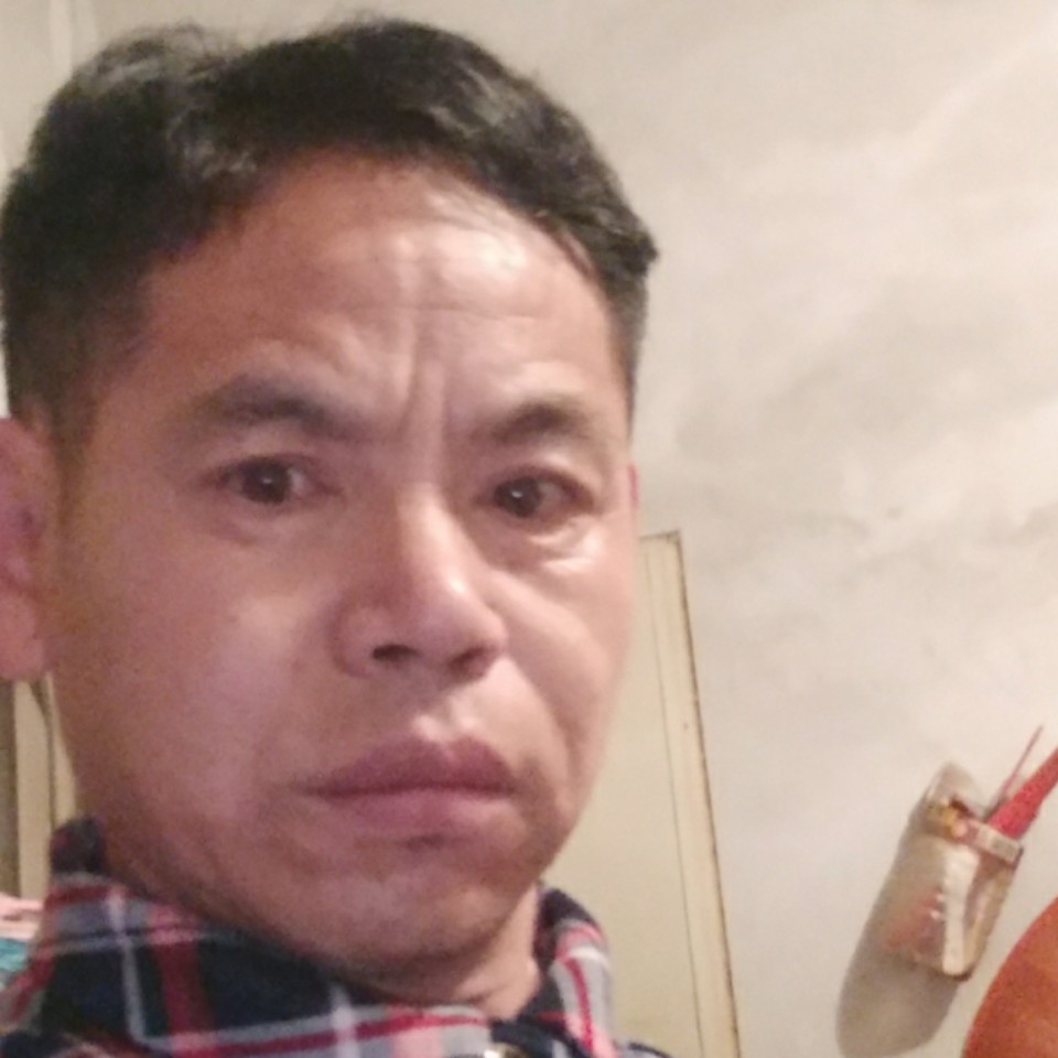 我想找安稳的女人的照片