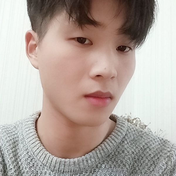 非酋96的照片