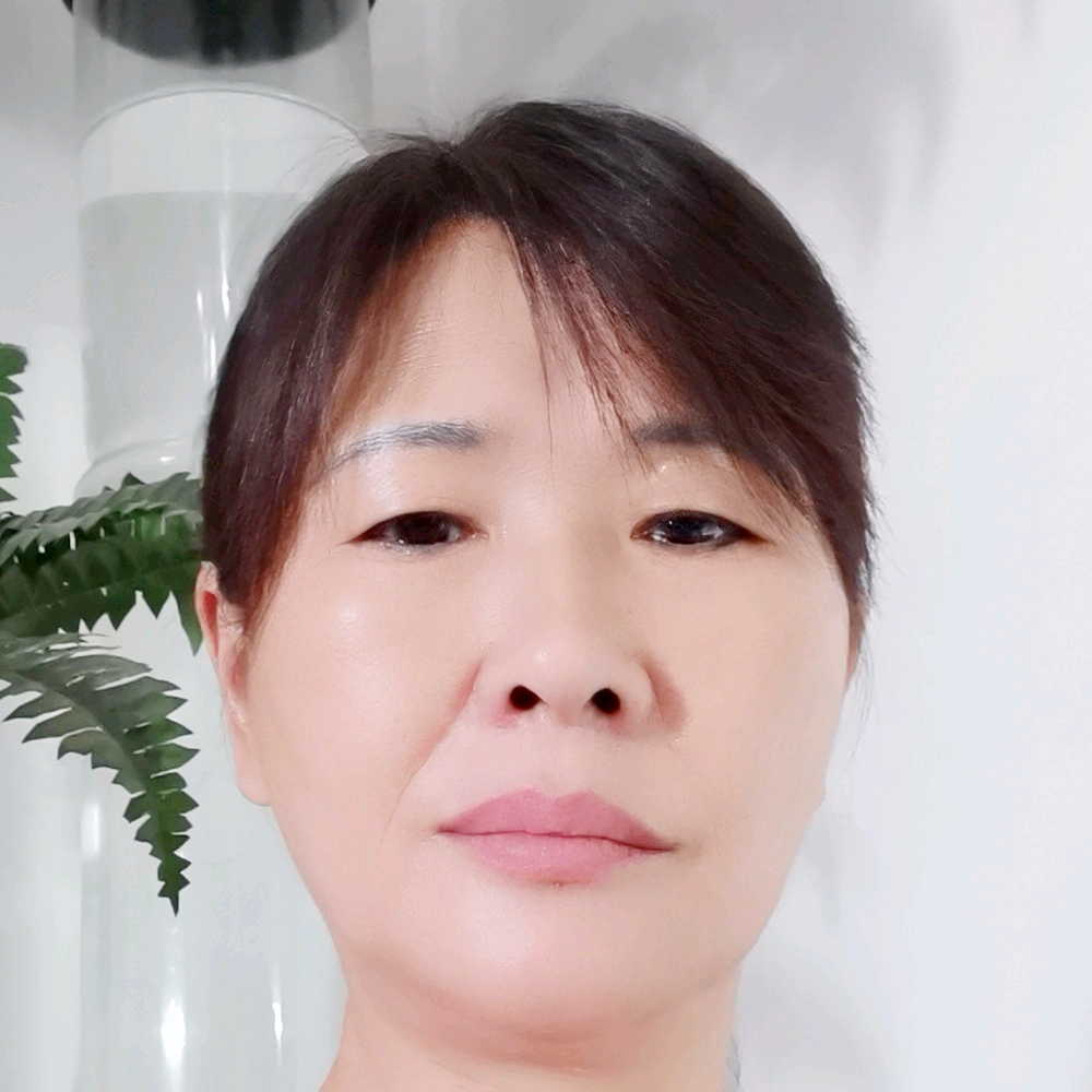 悦耳还白开水的照片