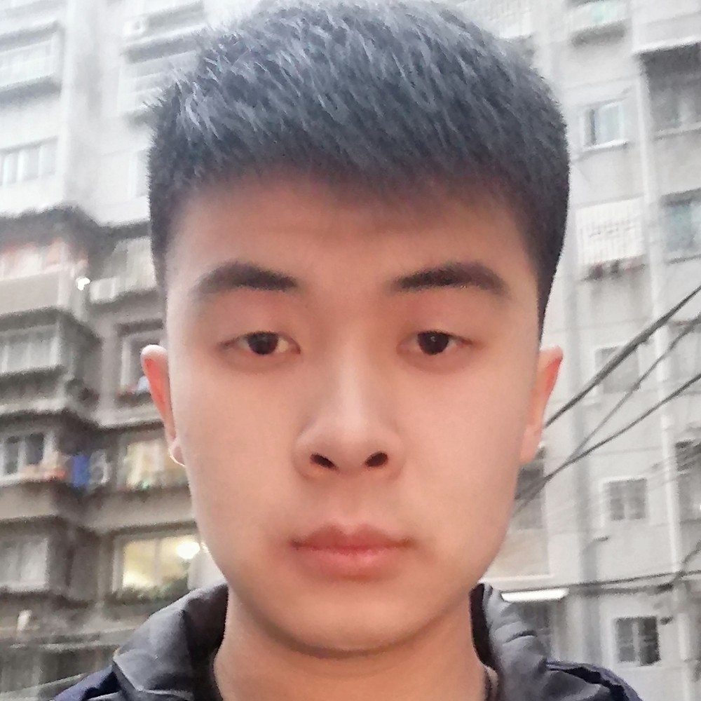 诺言笑凶狠的照片