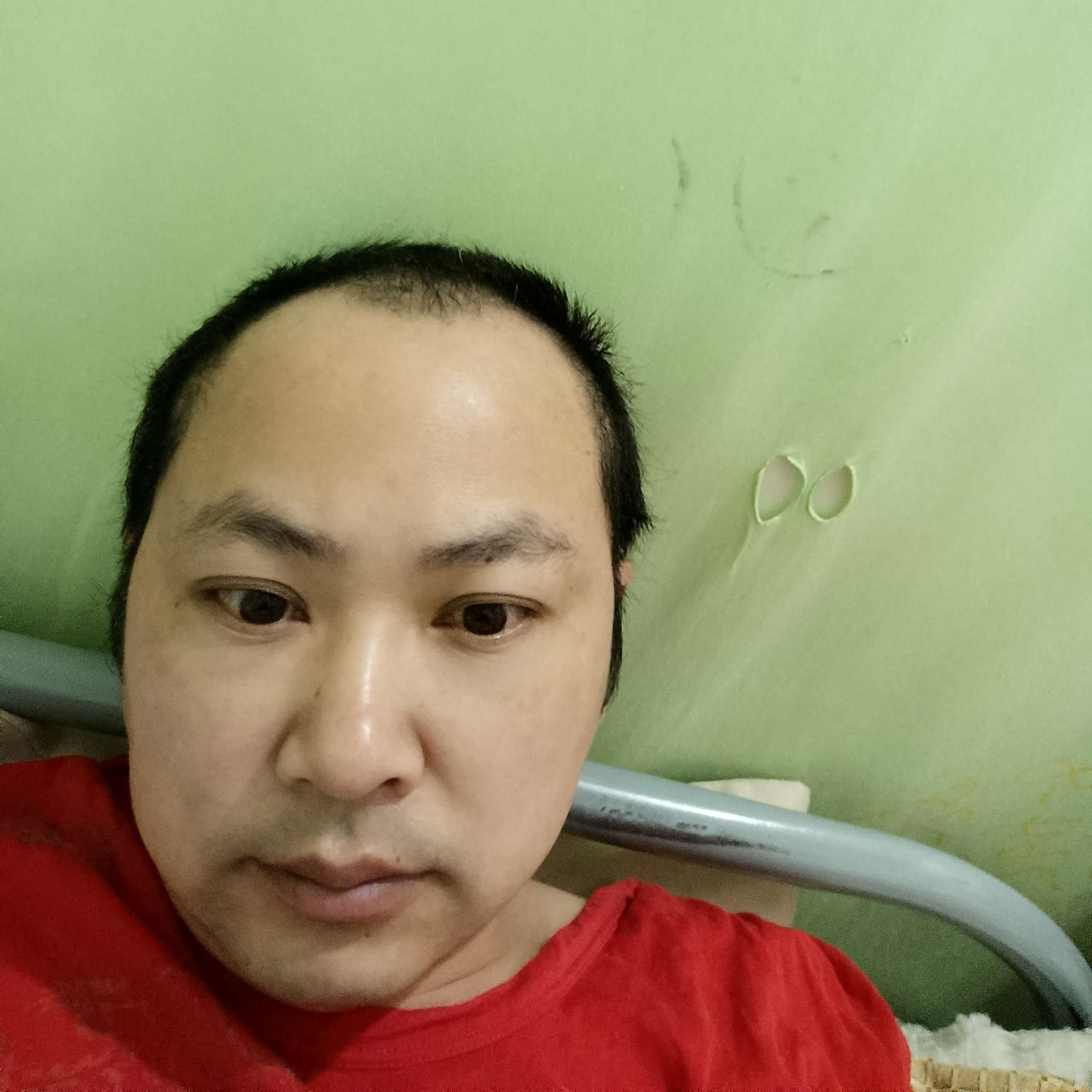 微笑改变犹豫的照片