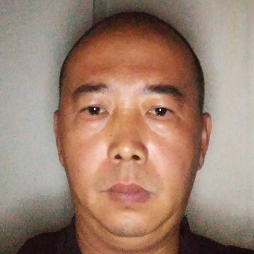 寂冷给路灯的照片