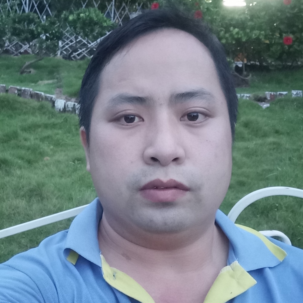 红尘迅速的照片