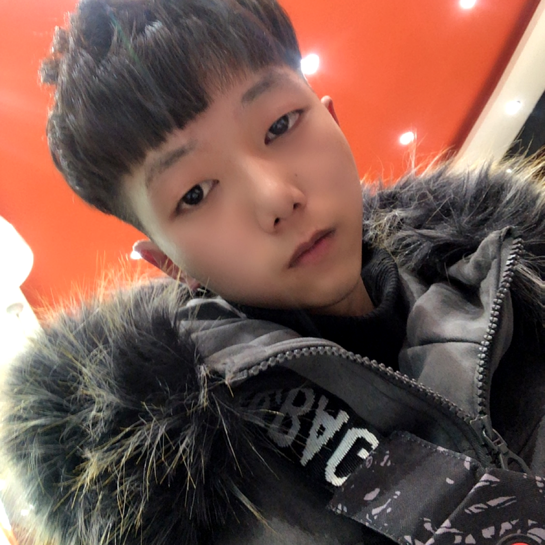 人别离的照片