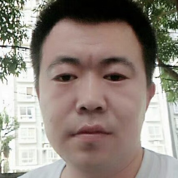 煎蛋恬静的照片