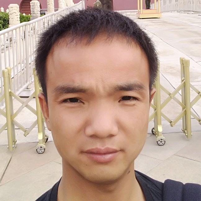这个笨小孩的照片