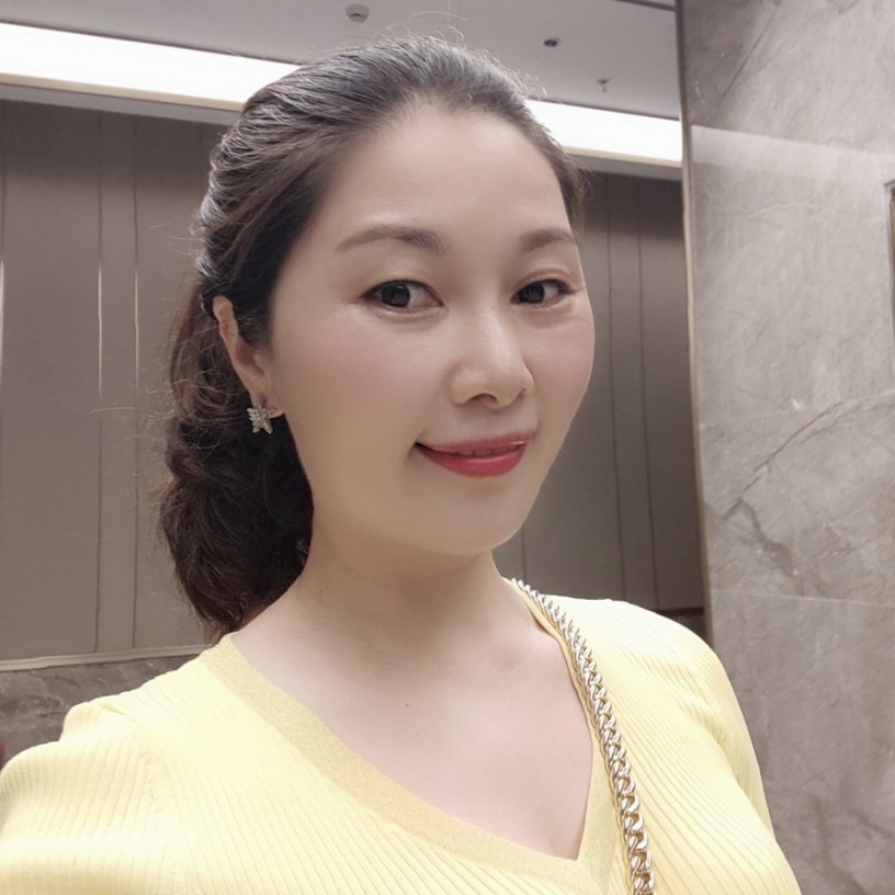 我本女子的照片