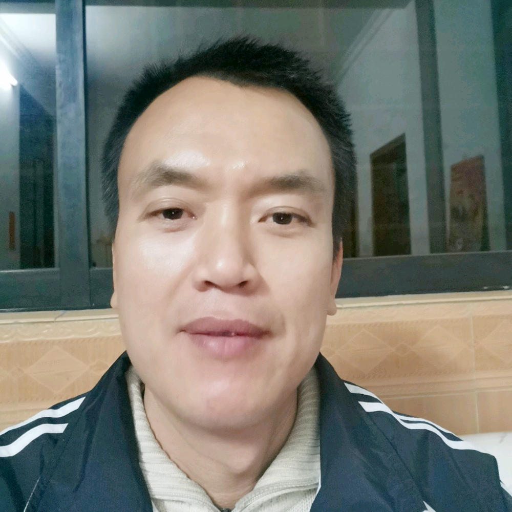 简国成的照片