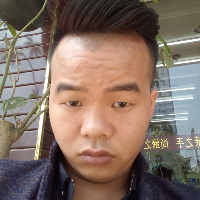 韦华炫的照片